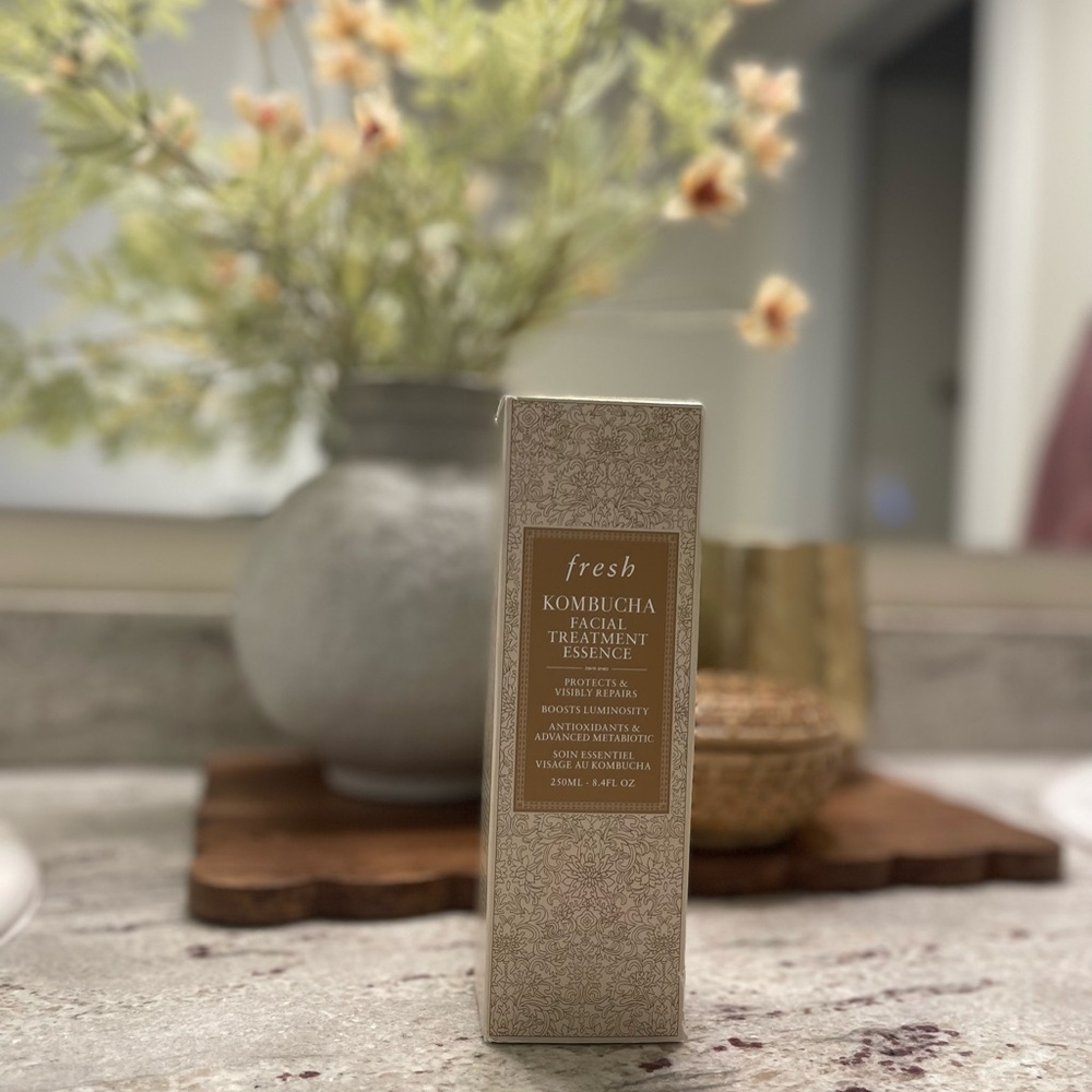 NEW Fresh Kombucha Antioxidant Facial Treatment Essence